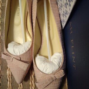 Sarah Flint Natalie Embossed Pale Pink Flats